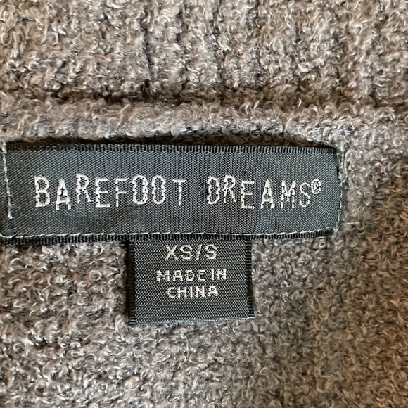 Barefoot Dreams gray bleazer/cardigan size XS/S B60 - Picture 10 of 12